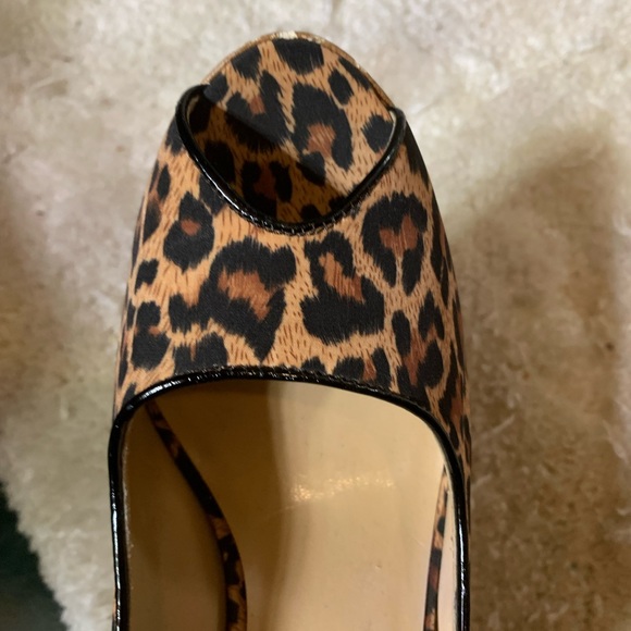 Bolero Leopard Print Peep Toe Heels by Summer Rio 8.5 - Picture 4 of 6